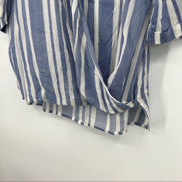 Guess Los Angeles Wrap Front Surplice Striped V-neckline Short Sleeves Blouse - Picture 5 of 9